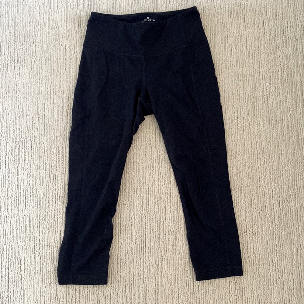 Womens black Athleta capris